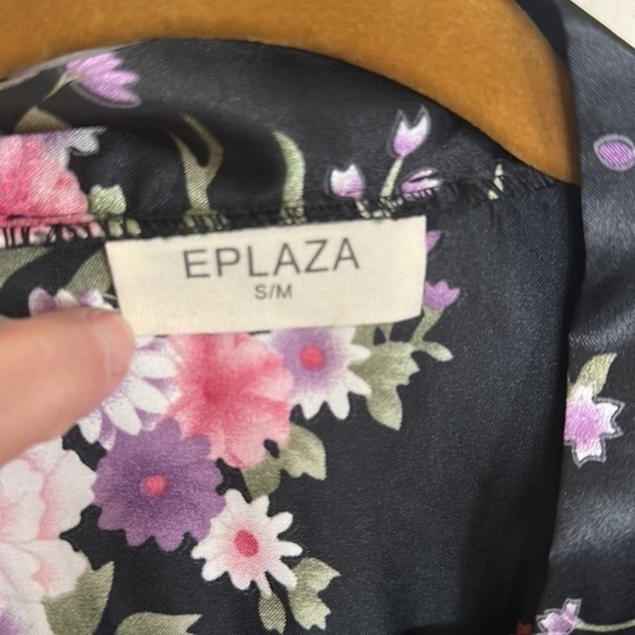 Floral robe s/medium - Picture 3 of 4